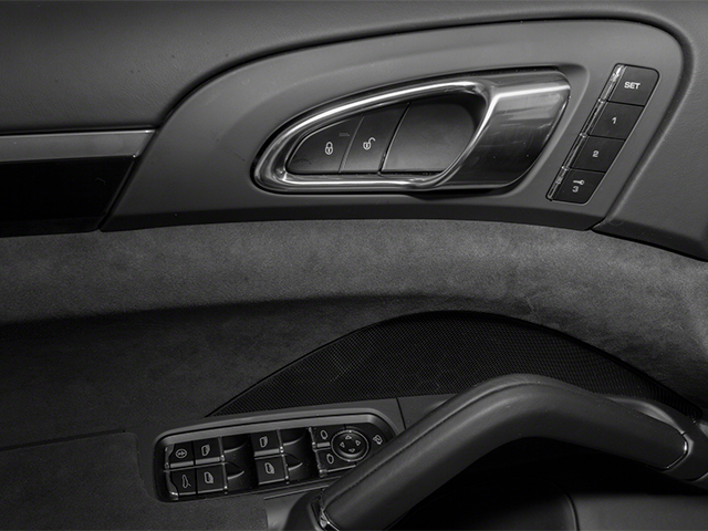 2014 Porsche Cayenne GTS
