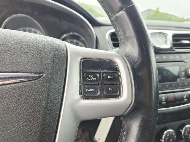 2013 Chrysler 200 Limited