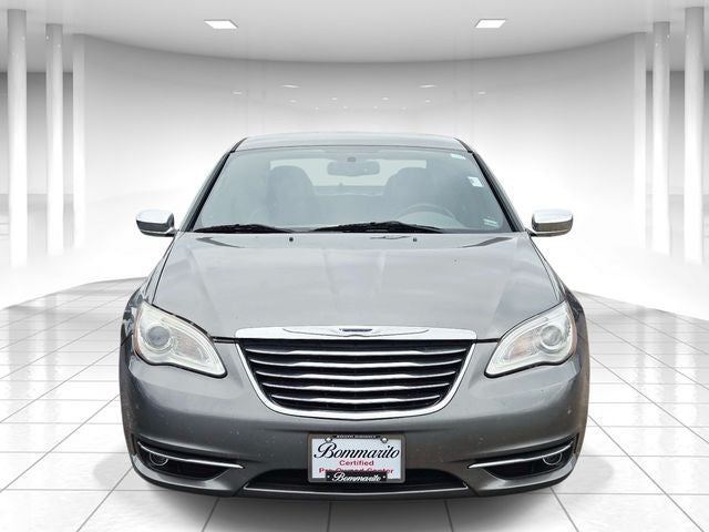 2013 Chrysler 200 Limited