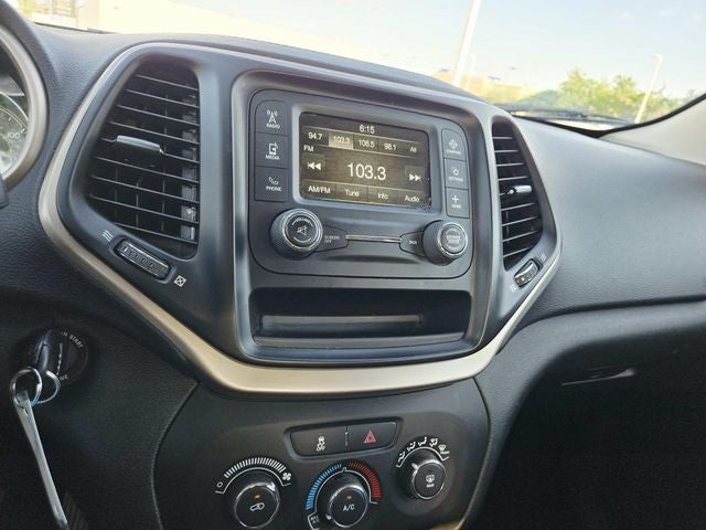 2015 Jeep Cherokee Sport