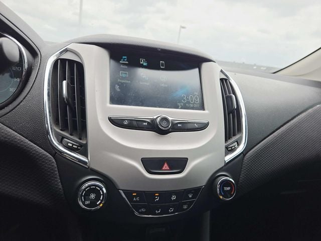 2017 Chevrolet Cruze LS