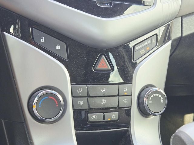 2013 Chevrolet Cruze LS