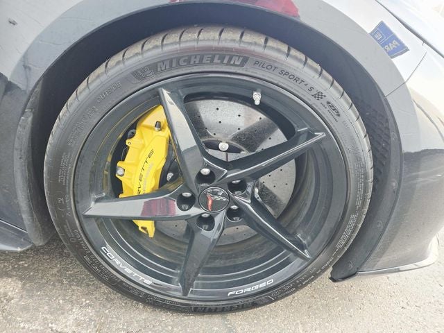 2025 Chevrolet Corvette E-Ray 1LZ