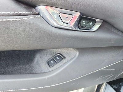 2025 Chevrolet Corvette E-Ray 1LZ