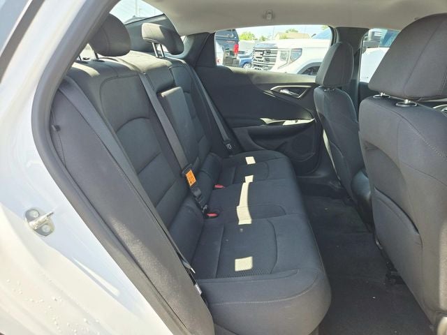 2017 Chevrolet Malibu LS 1LS