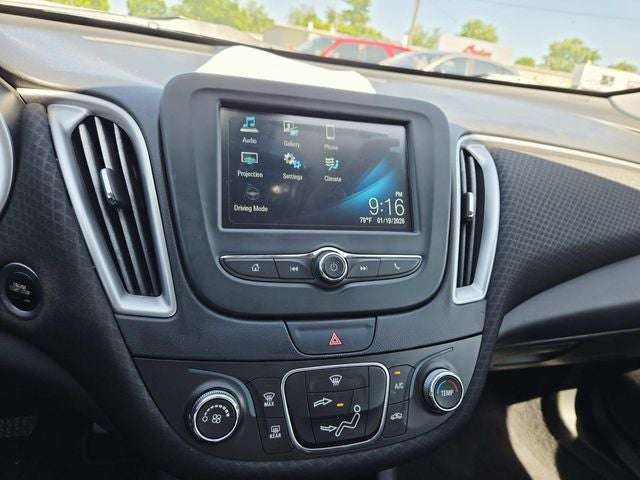 2017 Chevrolet Malibu LS 1LS