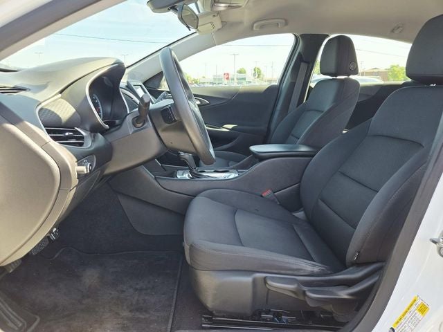 2017 Chevrolet Malibu LS 1LS