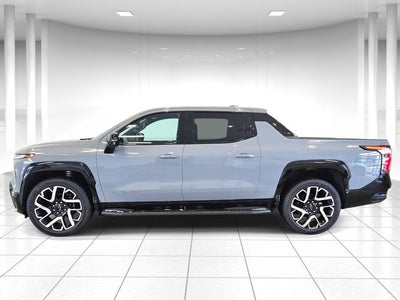 2025 Chevrolet Silverado EV RST