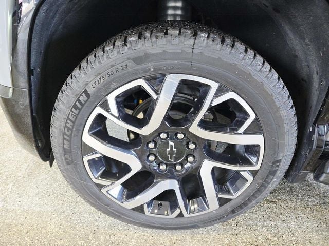 2025 Chevrolet Silverado EV RST