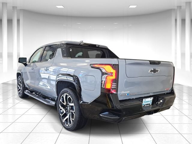 2025 Chevrolet Silverado EV RST