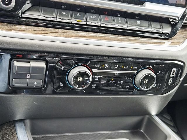 2025 Chevrolet Silverado 1500 LT LT1