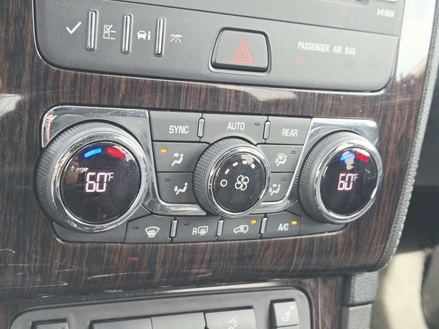 2017 Chevrolet Traverse 2LT 2LT