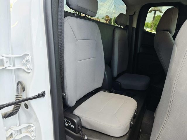 2022 GMC Canyon Elevation Standard