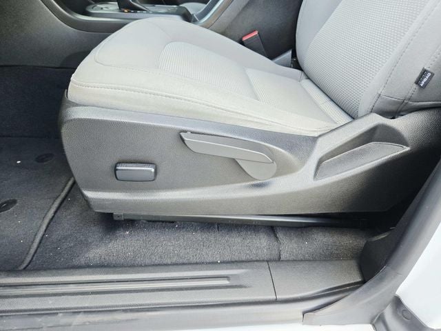 2022 GMC Canyon Elevation Standard
