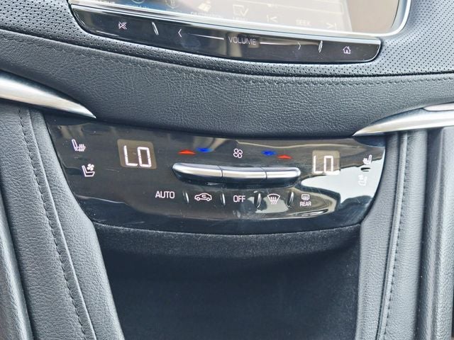 2018 Cadillac XT5 Premium Luxury
