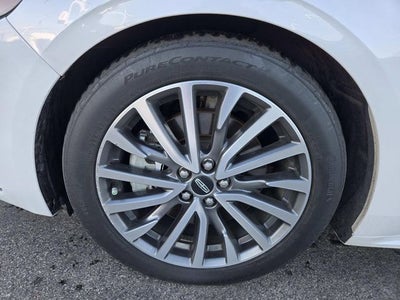 2018 Lincoln Continental Select