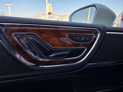 2018 Lincoln Continental Select