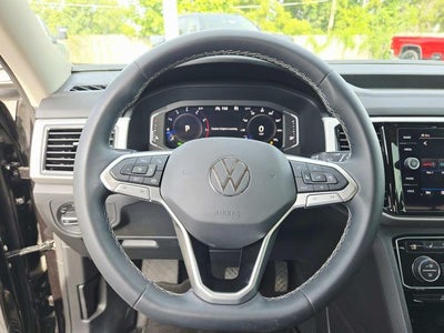2022 Volkswagen Atlas 3.6L V6 SE w/Technology