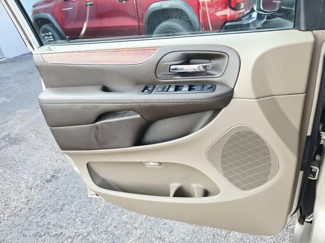 2015 Chrysler Town & Country Touring