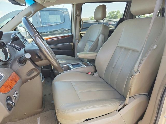 2015 Chrysler Town & Country Touring