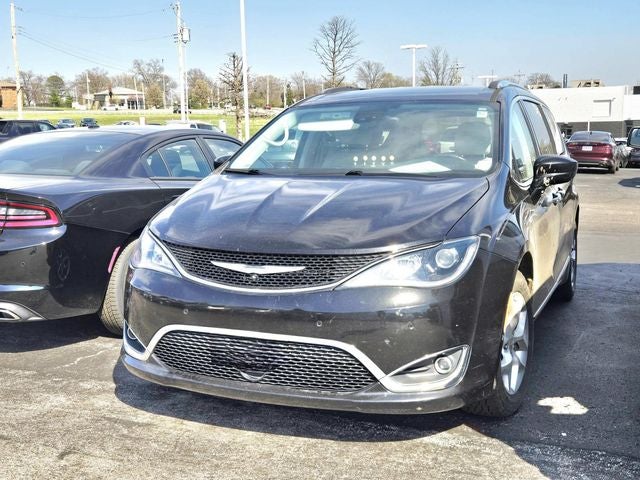 2017 Chrysler Pacifica Touring L Plus