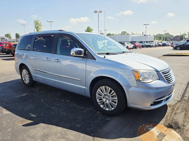 2016 Chrysler Town & Country Limited