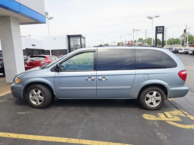 2005 Dodge Grand Caravan SXT