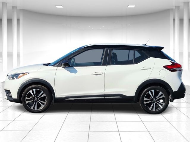 2019 Nissan Kicks SR