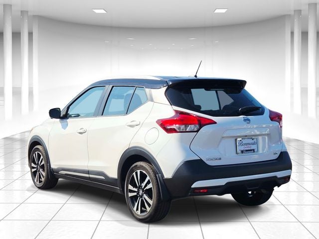 2019 Nissan Kicks SR