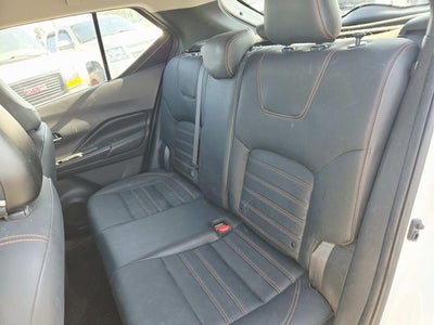 2019 Nissan Kicks SR