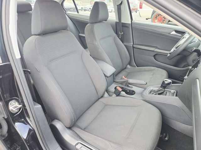 2015 Volkswagen Jetta 2.0L S w/Technology