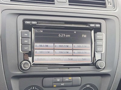 2015 Volkswagen Jetta 2.0L S w/Technology
