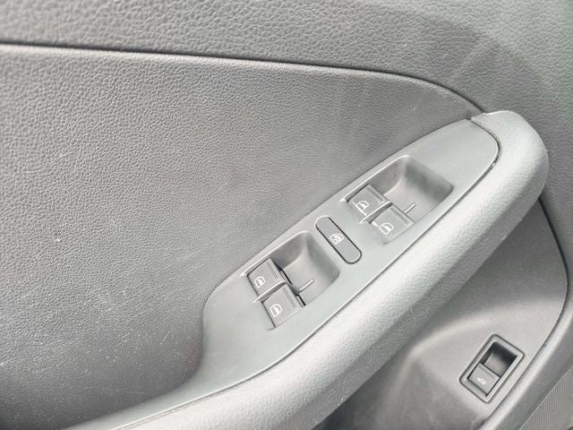 2015 Volkswagen Jetta 2.0L S w/Technology