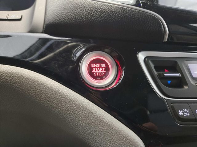 2022 Honda Pilot Touring 8 Passenger