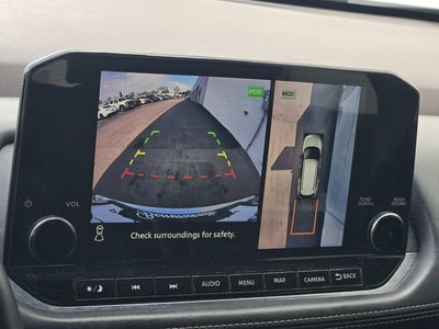 2022 Nissan Rogue SL