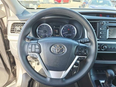 2019 Toyota Highlander LE