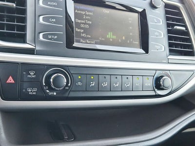 2019 Toyota Highlander LE
