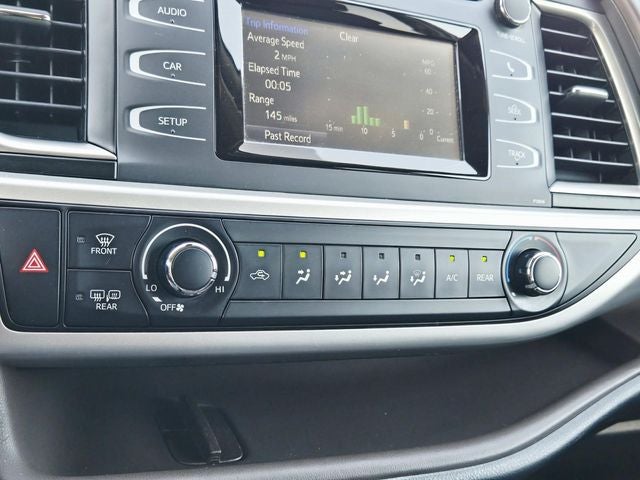 2019 Toyota Highlander LE