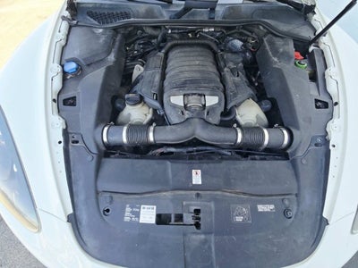 2014 Porsche Cayenne GTS