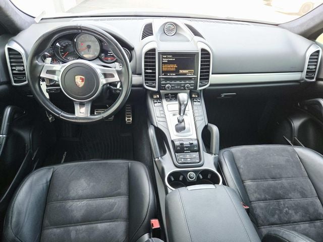 2014 Porsche Cayenne GTS