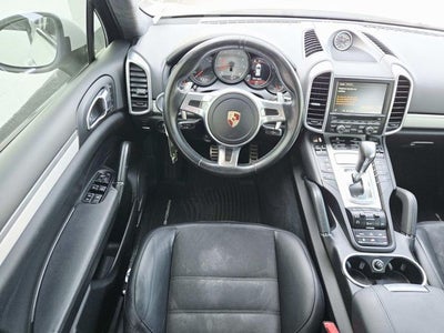 2014 Porsche Cayenne GTS