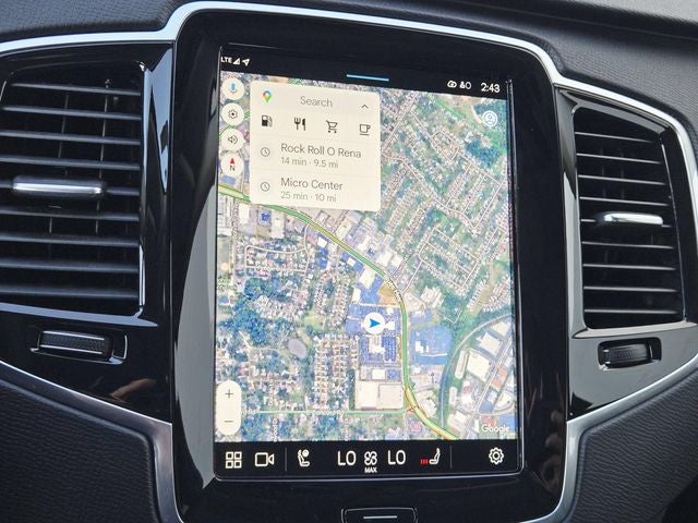 2024 Volvo XC90 B5 Plus