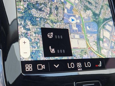 2024 Volvo XC90 B5 Plus