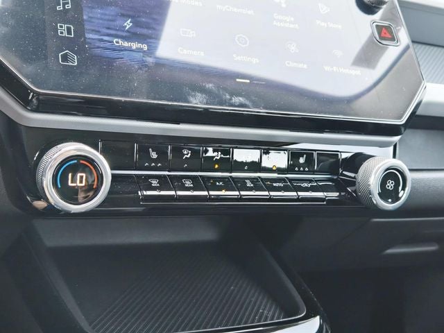 2027 Chevrolet Bolt EV LT