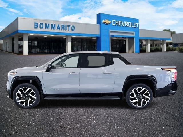 2025 Chevrolet Silverado EV RST
