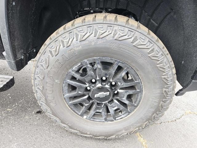 2026 Chevrolet Silverado 2500HD ZR2