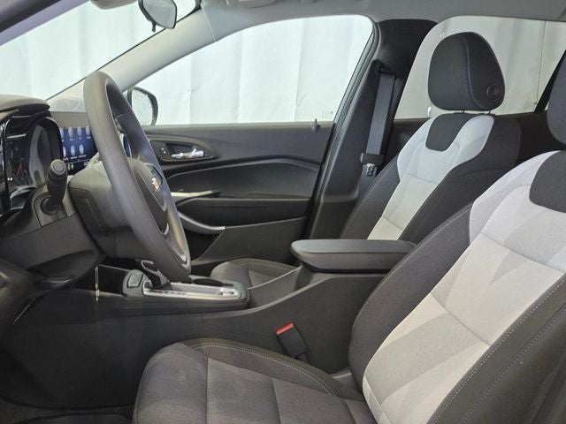 2026 Chevrolet Trax LS - Photo 8
