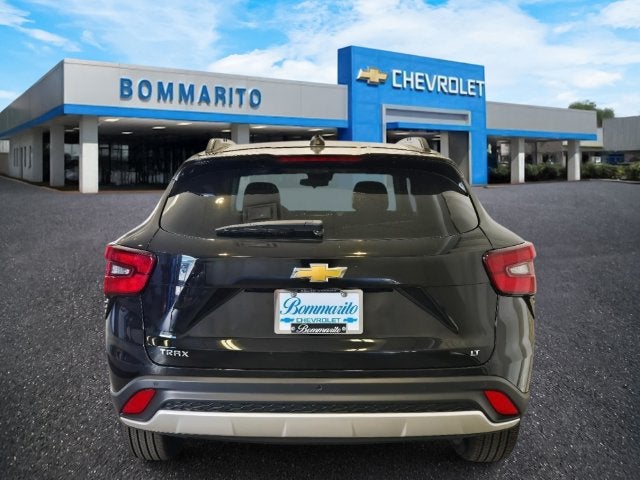 2026 Chevrolet Trax LT - Photo 4